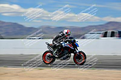 media/Mar-25-2024-Moto Forza (Mon) [[8d4319bd68]]/2-Advanced Group/Session 4 Front Straight Speed Pans/